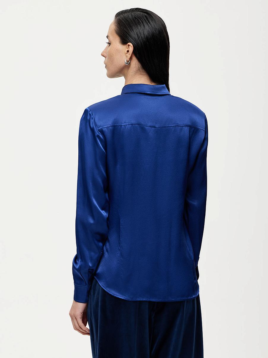 Атласная рубашка прямого кроя