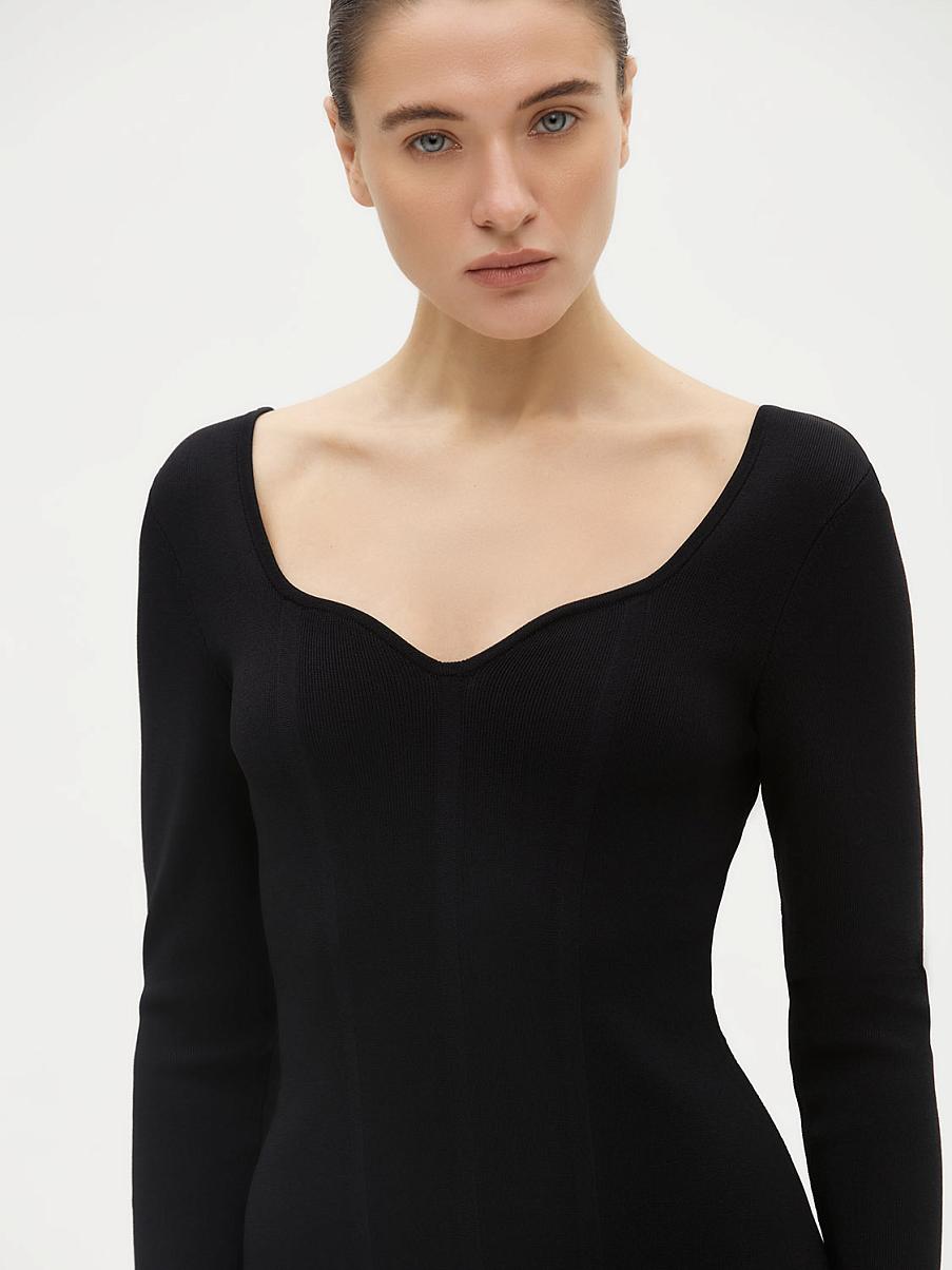 Облегающее платье мини в рубчик