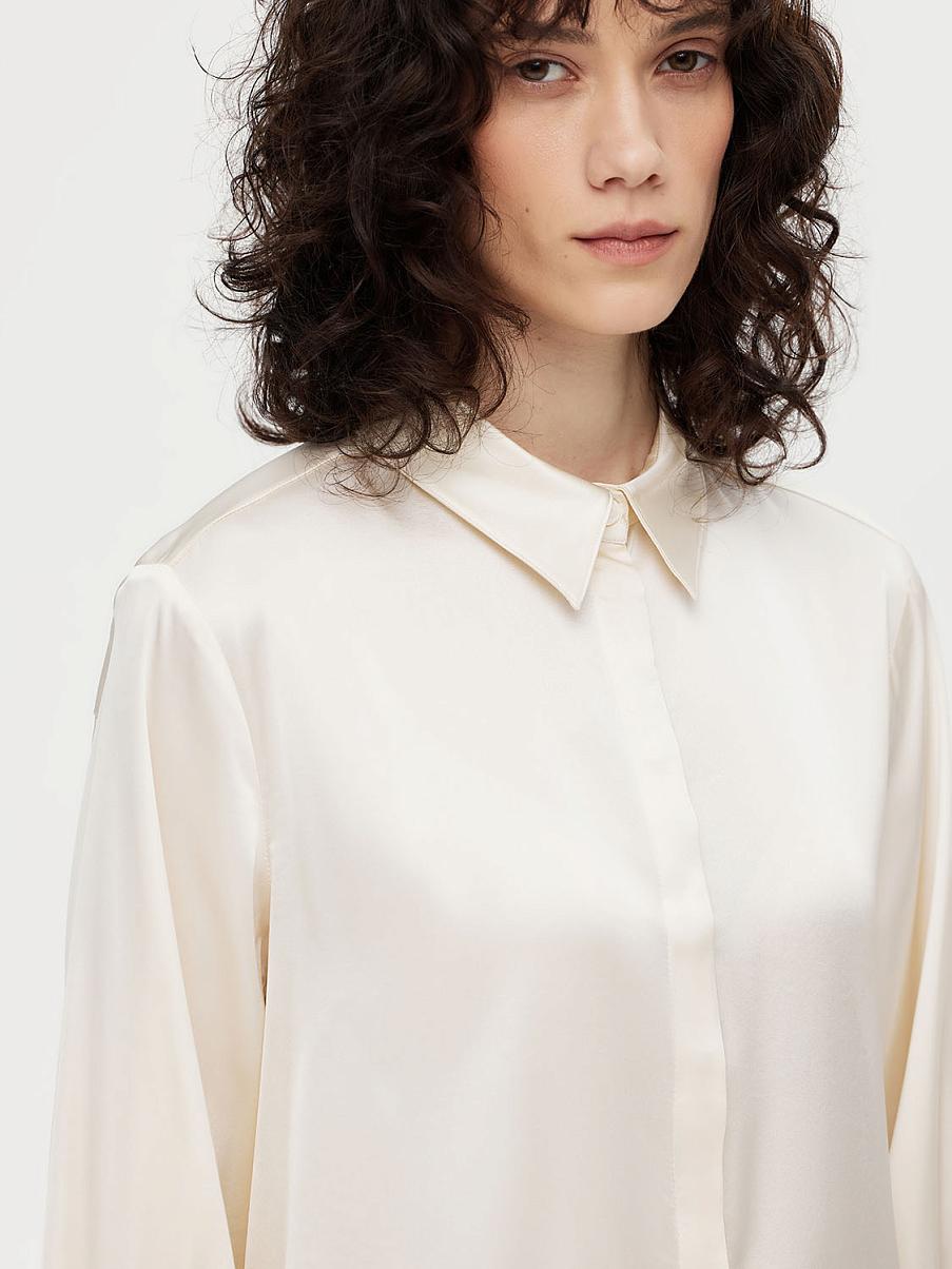 Атласная рубашка прямого кроя