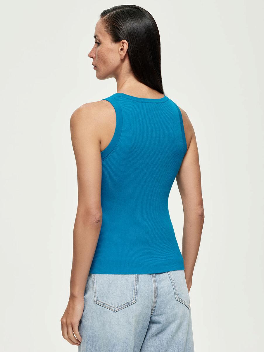 Топ в рубчик с шелком