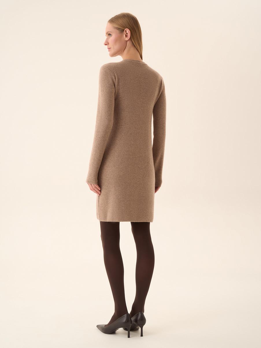 Трикотажное платье из шерсти мериноса
