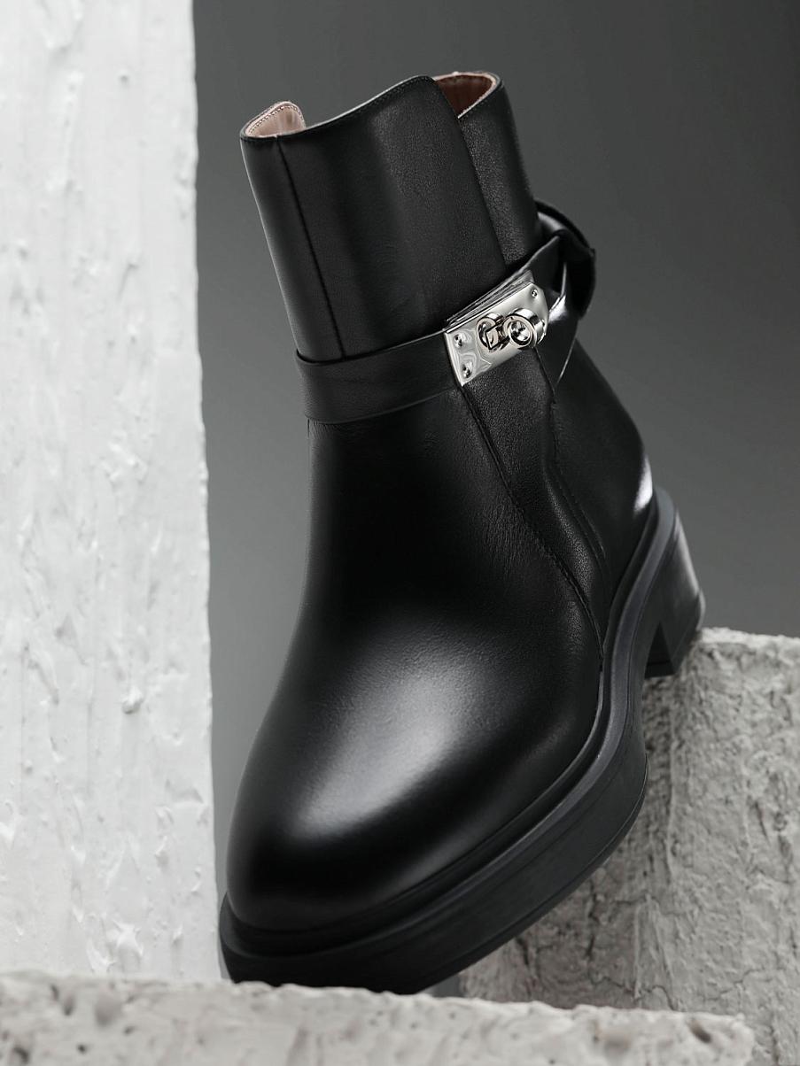 Полусапоги из натуральной кожи с пряжкой