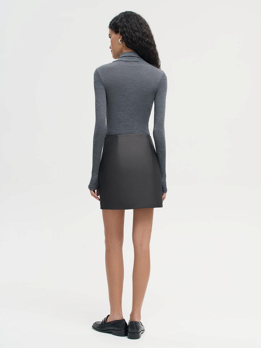 Юбка из кожи