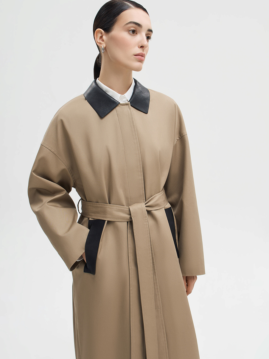 Тренч с кожаным воротником
