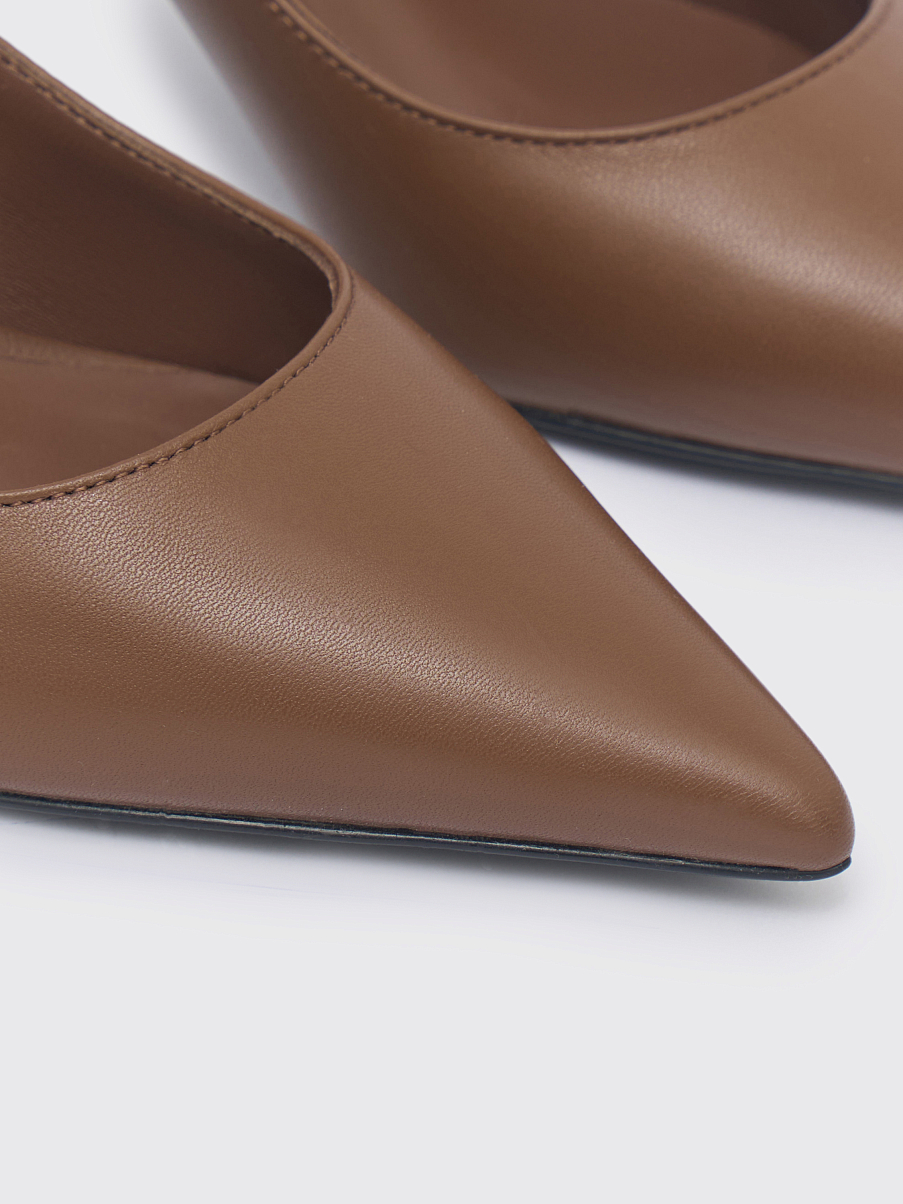 Лодочки из кожи