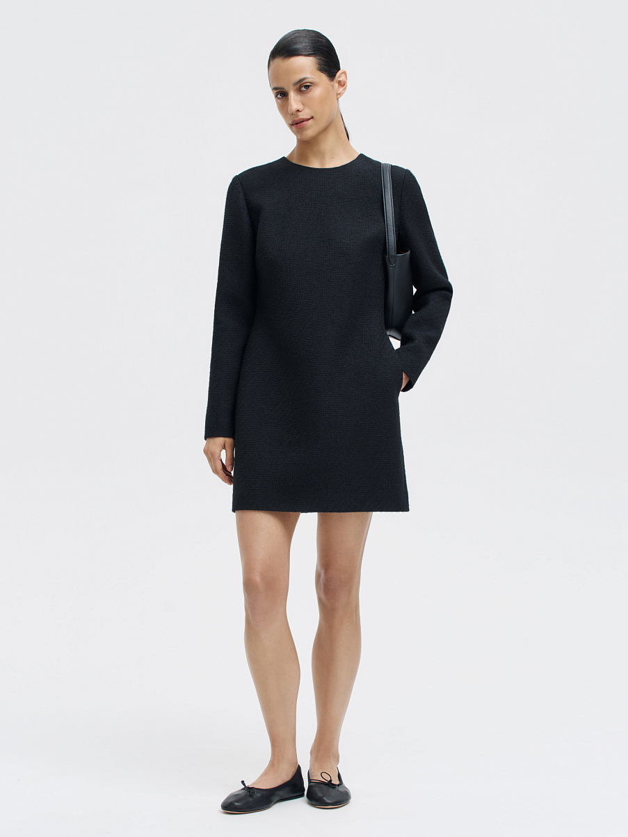 Платье приталенное