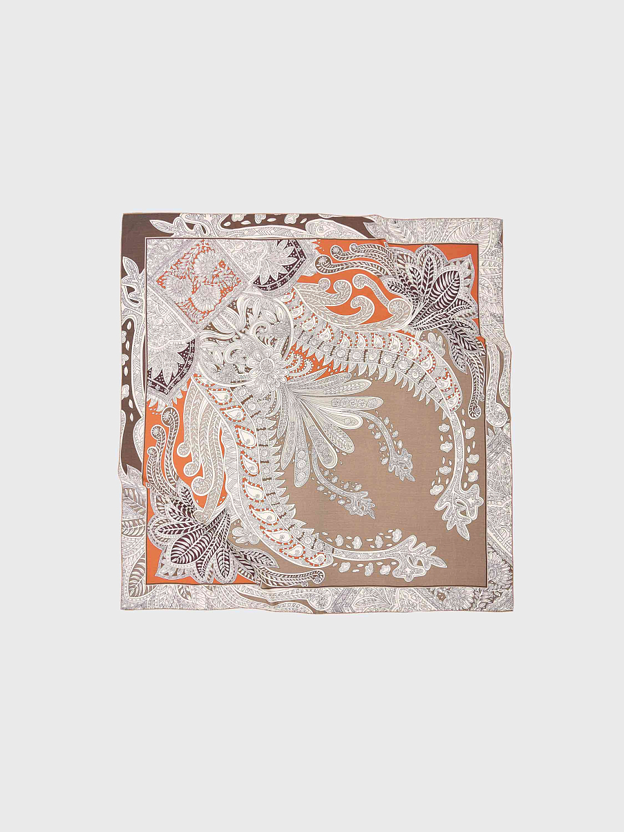 Платок из шерсти мериноса и шелка