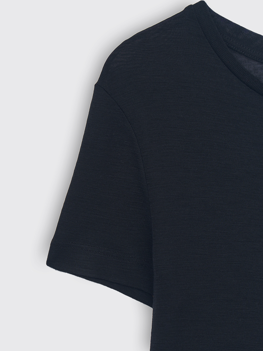 Футболка из шерсти