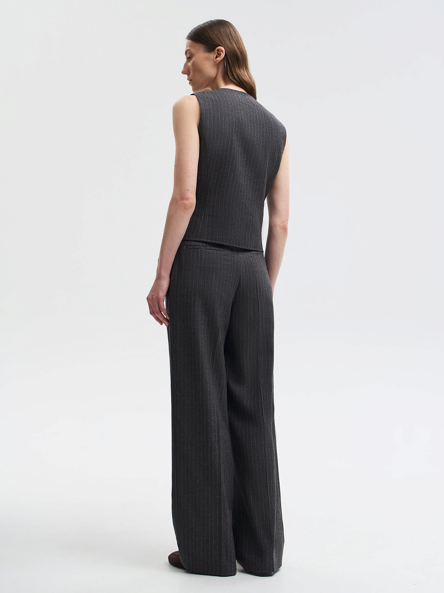 Жилетка из шерсти