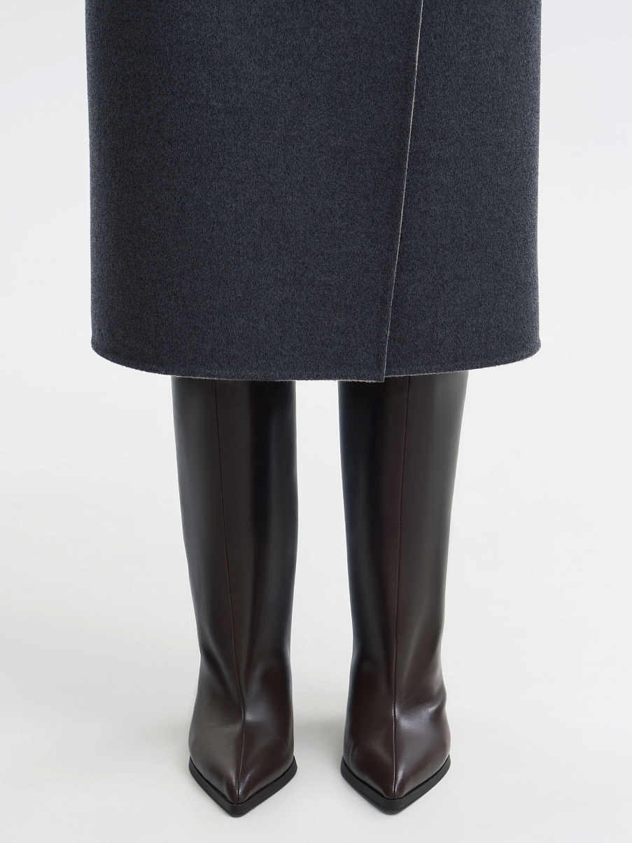 Сапоги из кожи