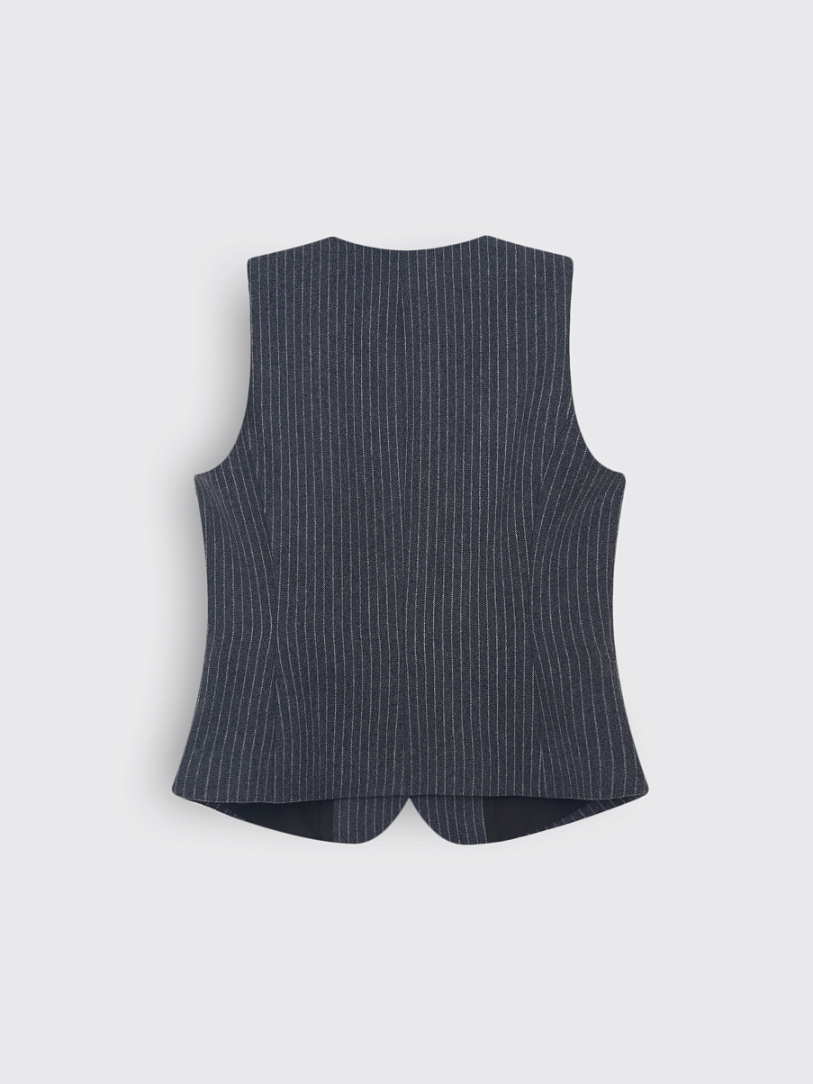 Жилетка из шерсти