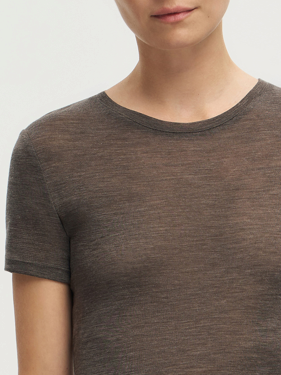 Футболка из шерсти