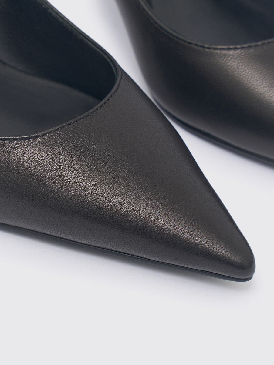 Лодочки из кожи