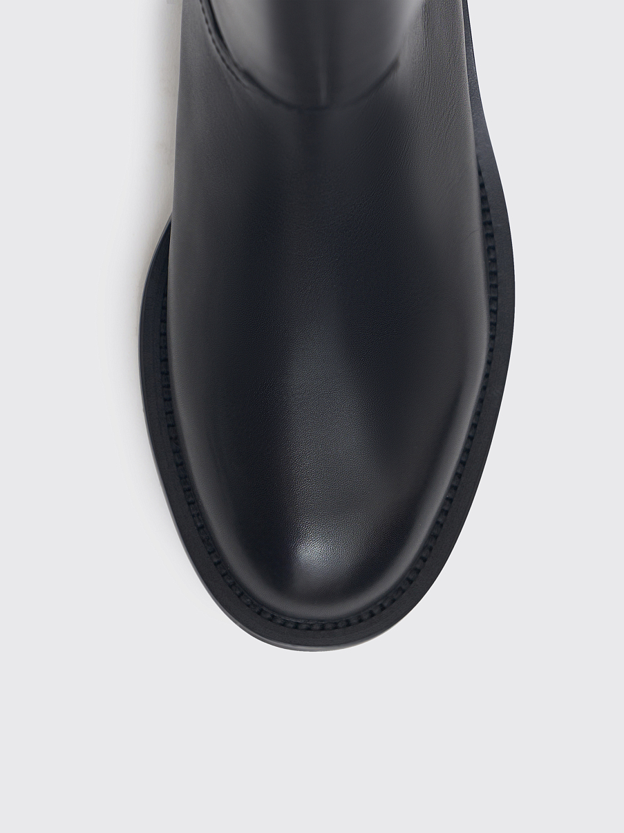 Сапоги из кожи