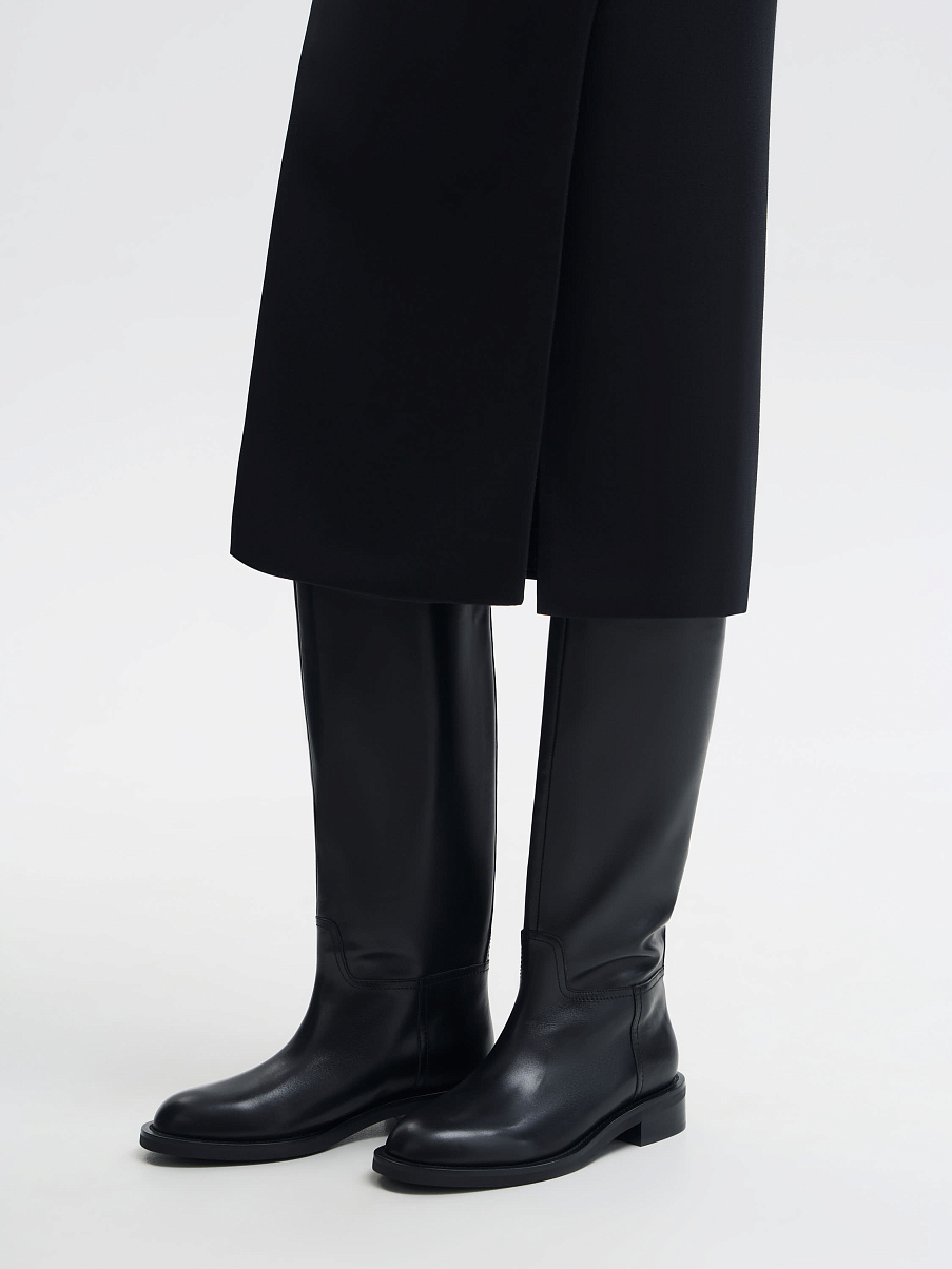 Сапоги из кожи