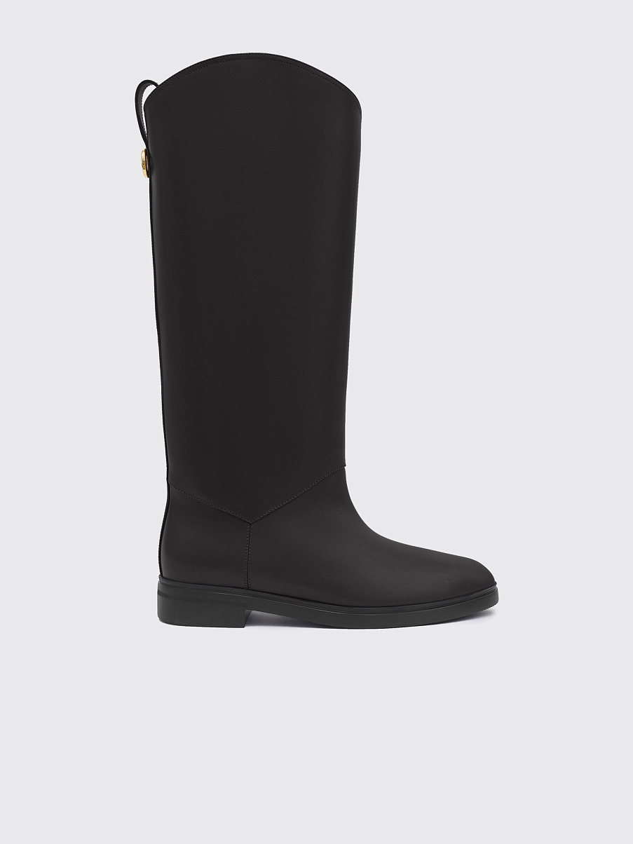 Сапоги из кожи