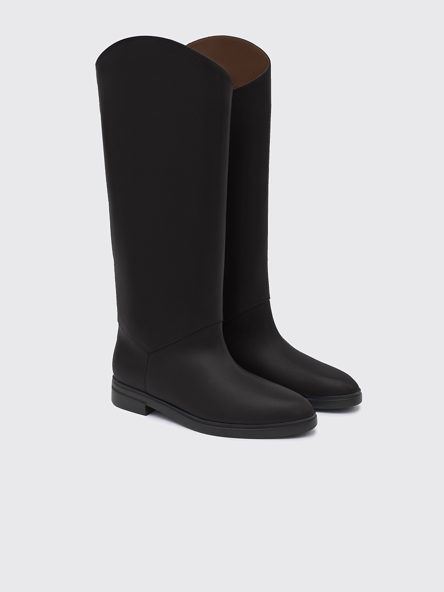 Сапоги из кожи