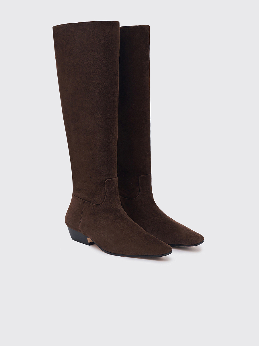 Сапоги из замши