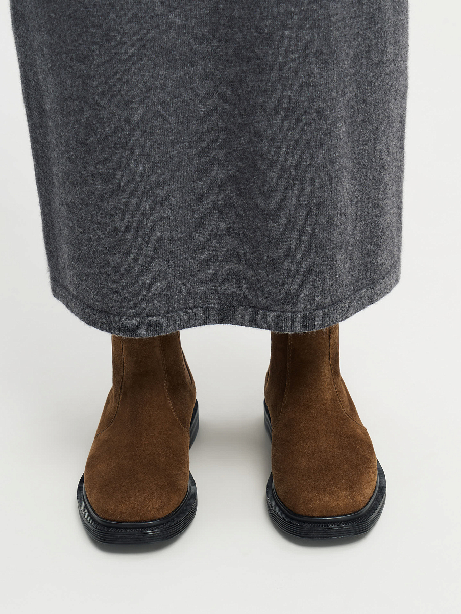 Челси из замши