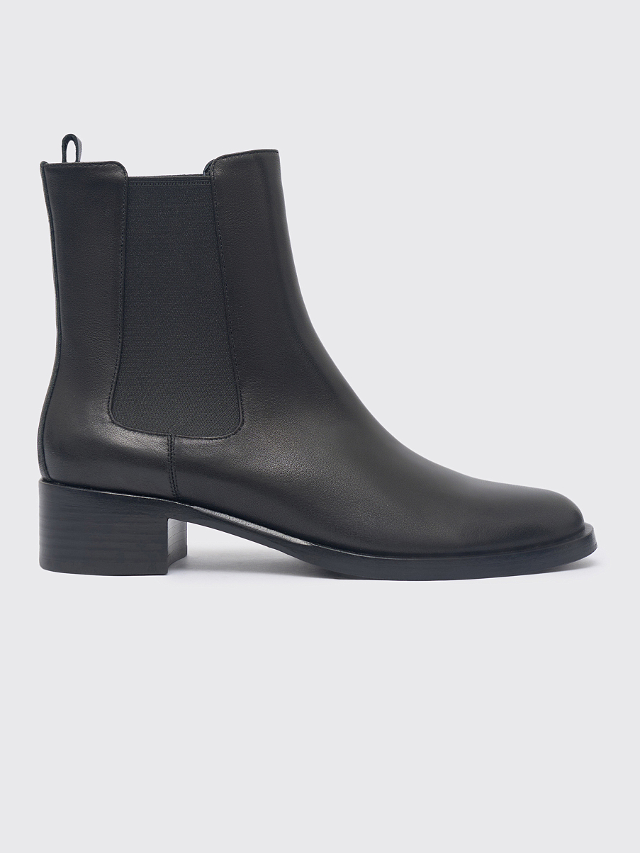 Челси из кожи