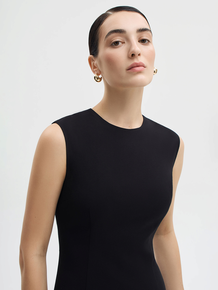 Платье-футляр миди