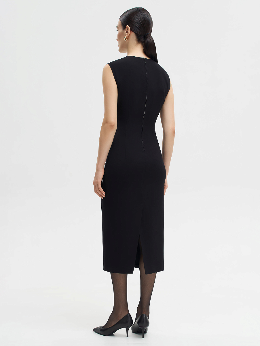 Платье-футляр миди