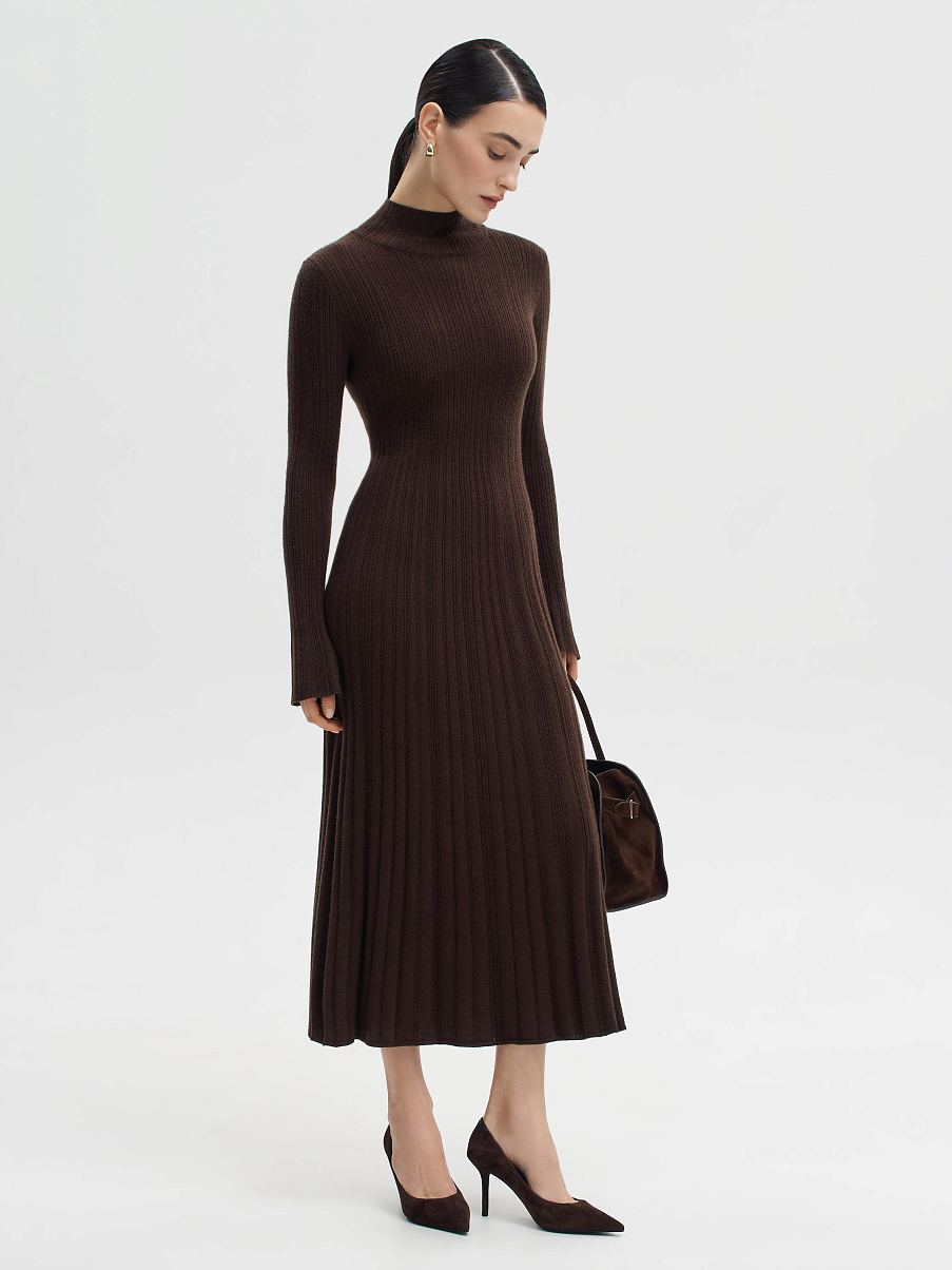 Платье расклешенное из шерсти мериноса