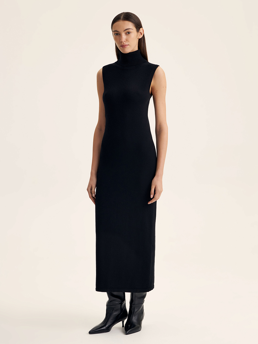 Платье трикотажное из шерсти мериноса