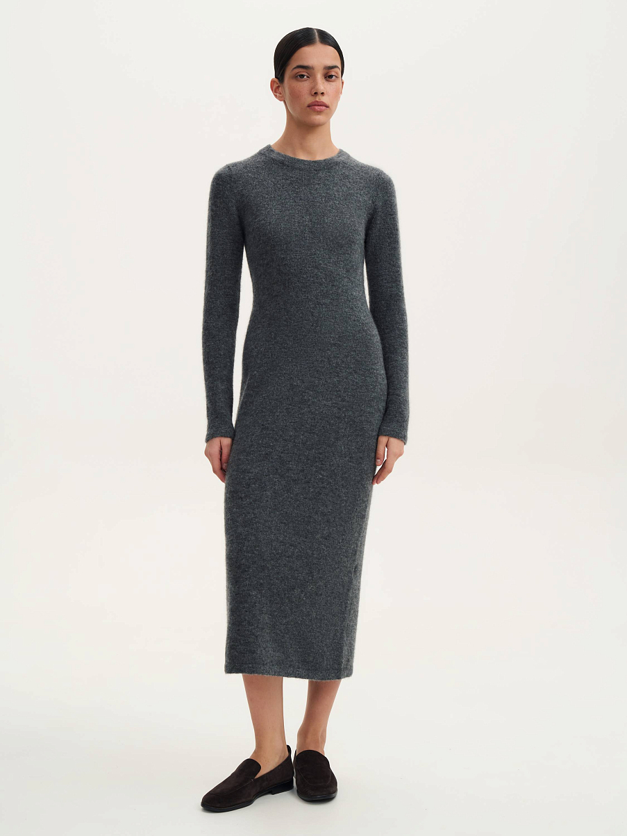 Трикотажное платье из шерсти