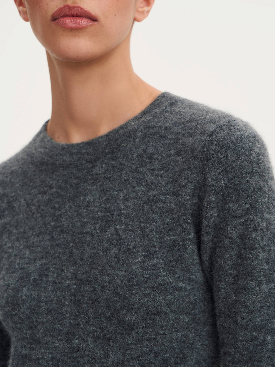 Трикотажное платье из шерсти