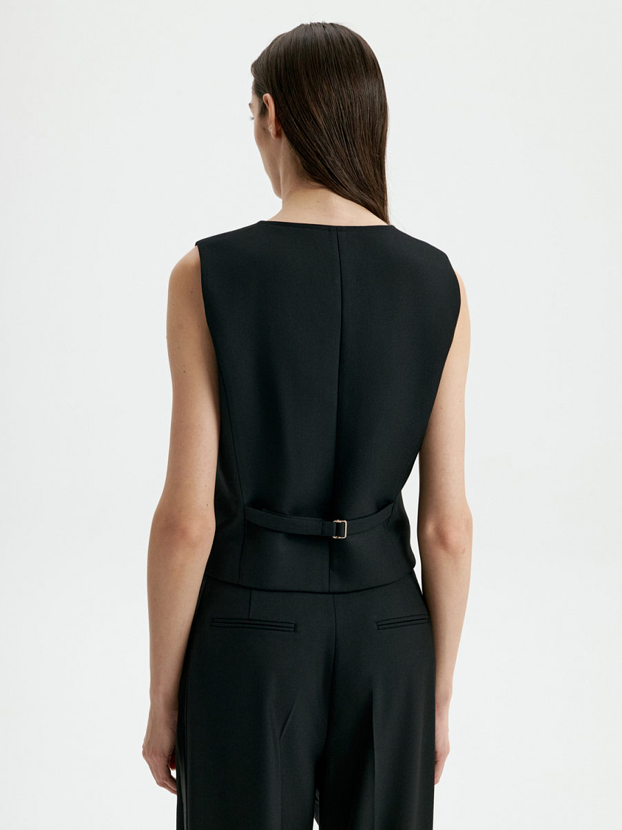 Жилет на пуговицах из шерсти