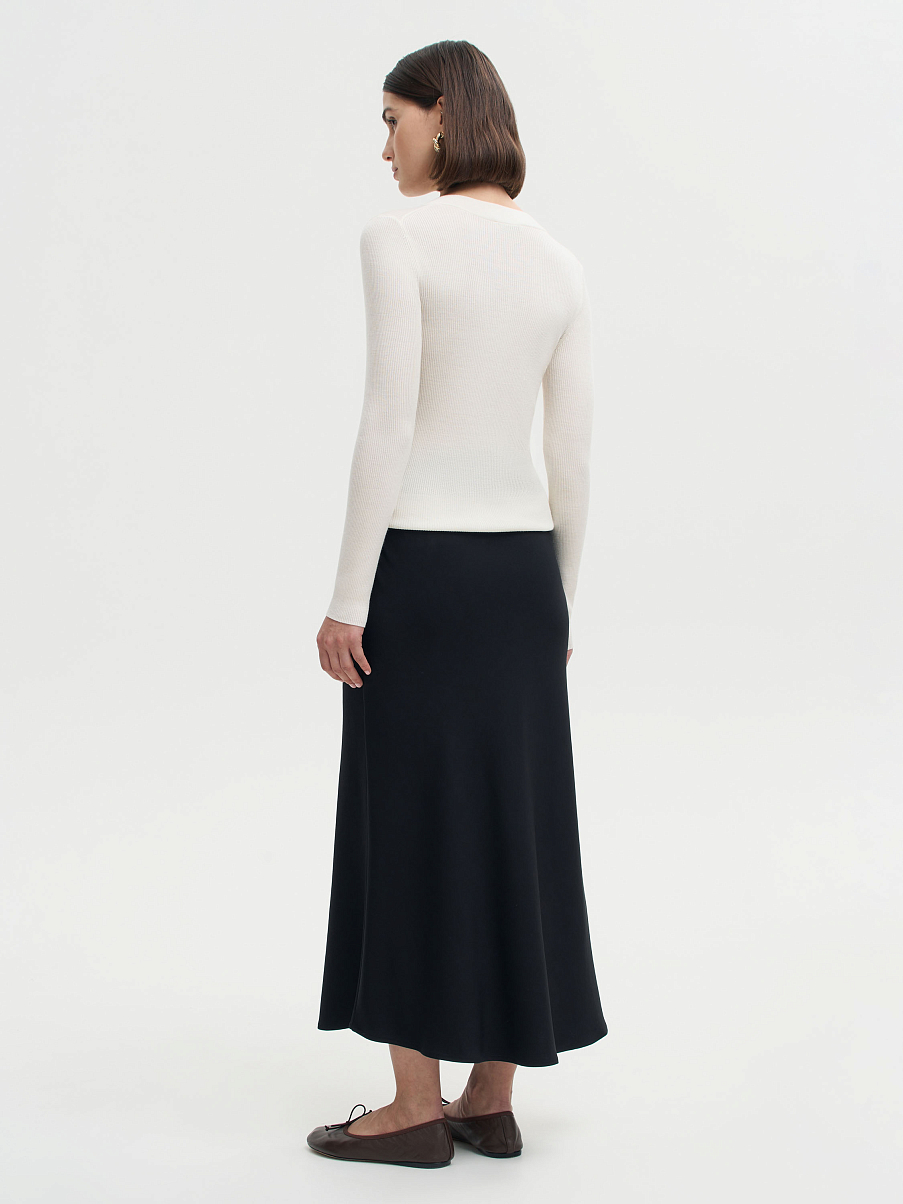 Джемпер с V-вырезом из мериноса