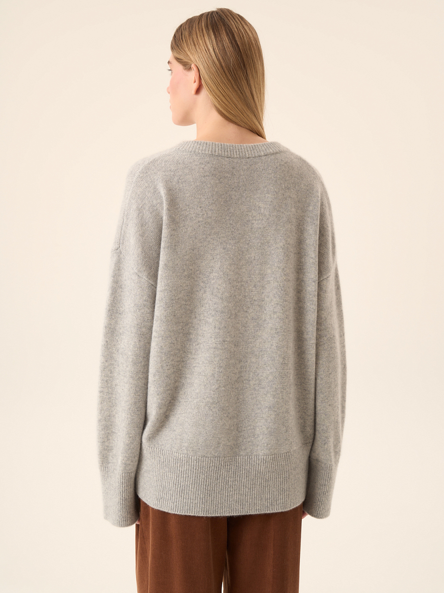 Джемпер с V-образным вырезом из мериноса и кашемира