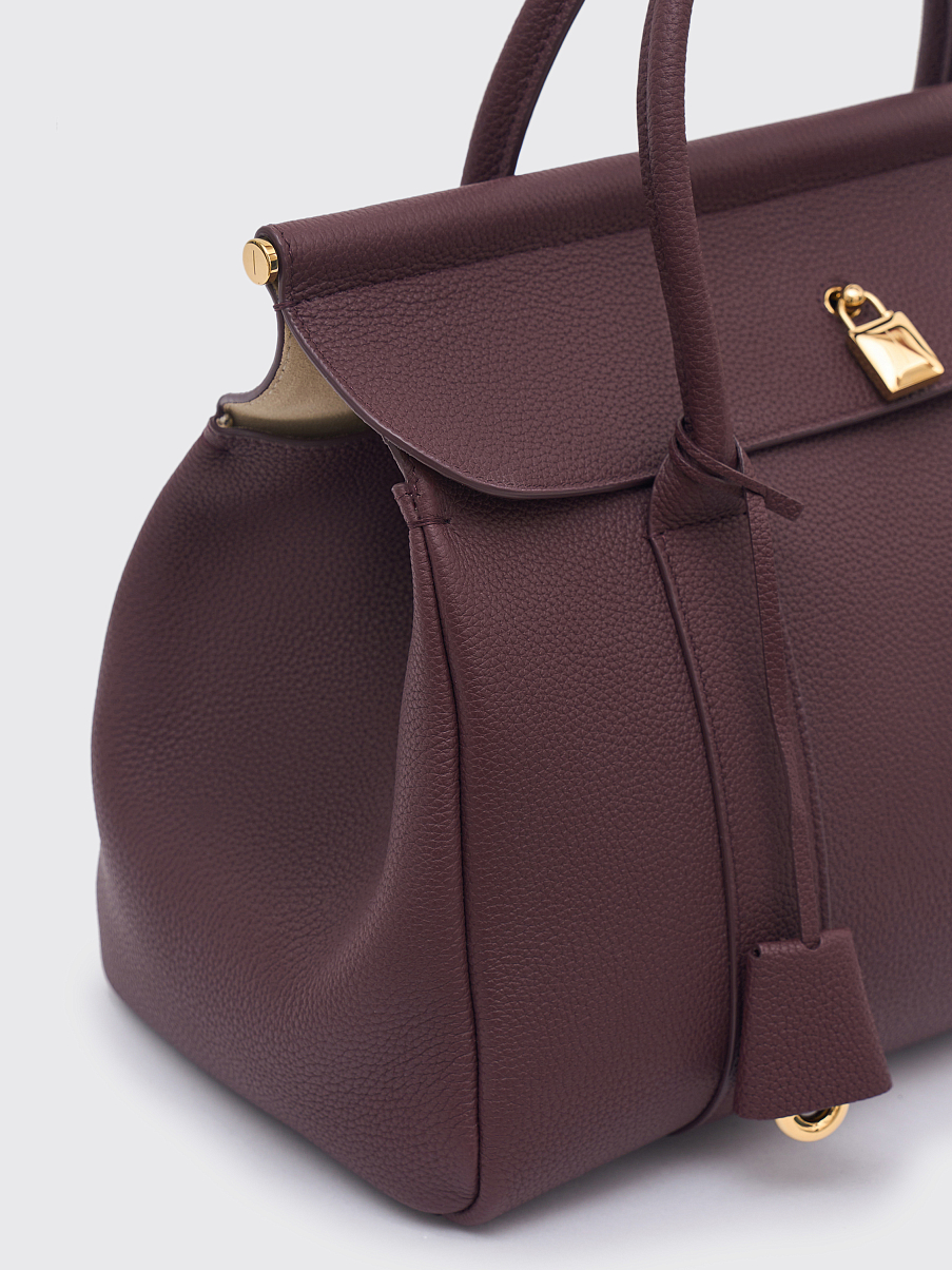 Сумка из кожи