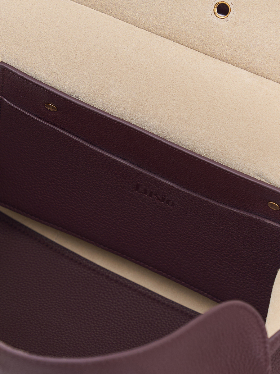 Сумка из кожи