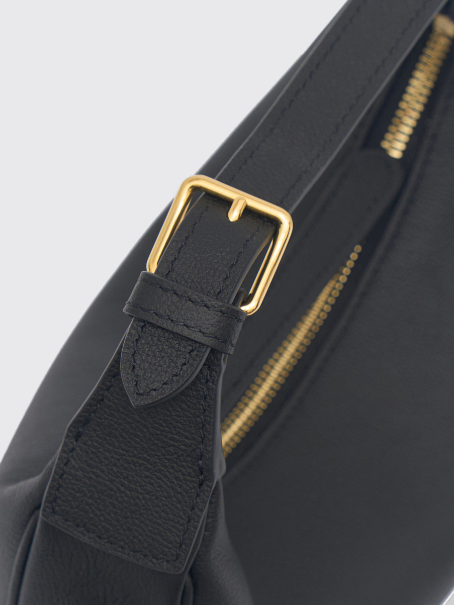 Сумка из кожи