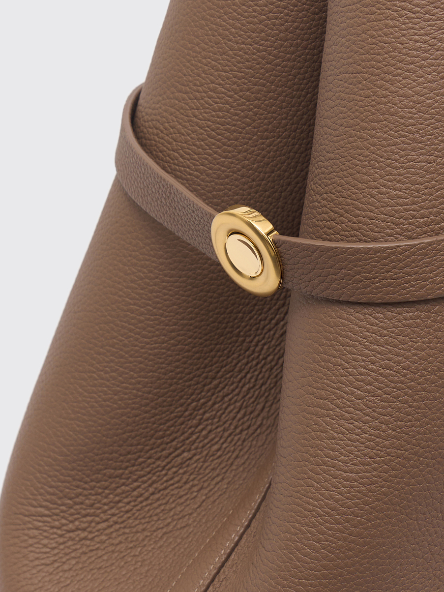 Сумка из кожи