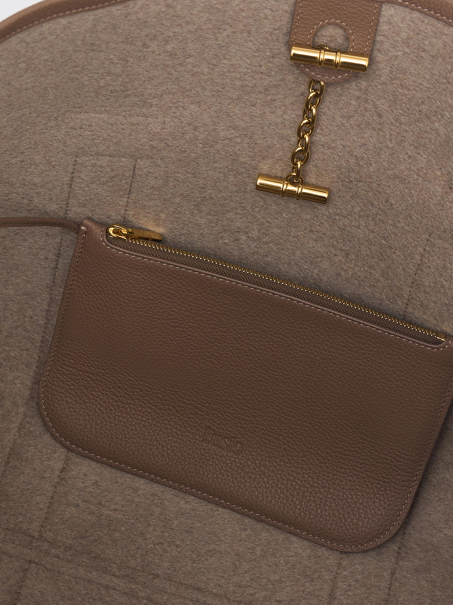 Сумка из кожи