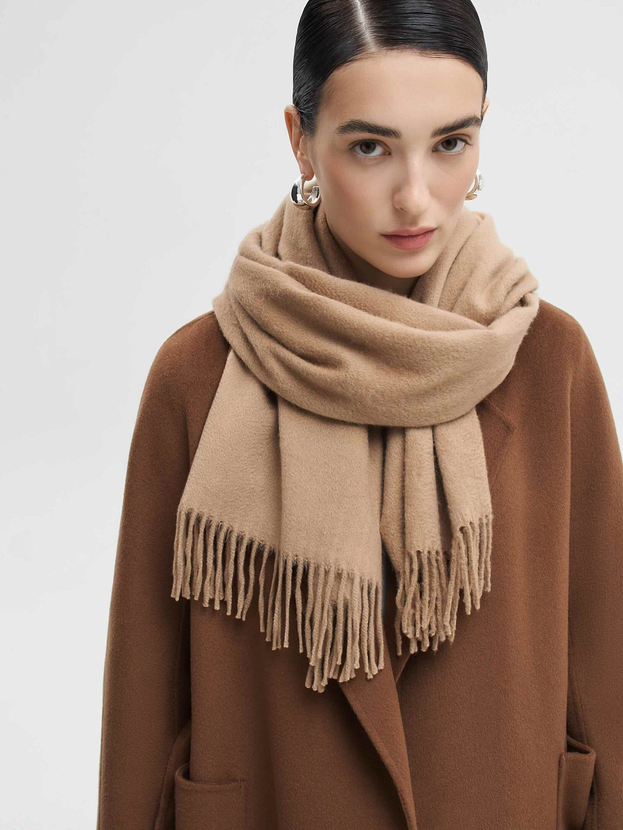 Шарф из кашемира с бахромой