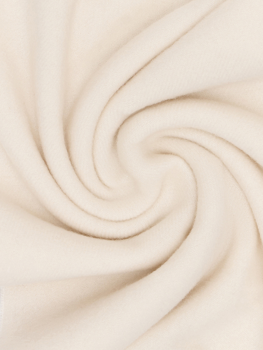 Шарф из кашемира с бахромой