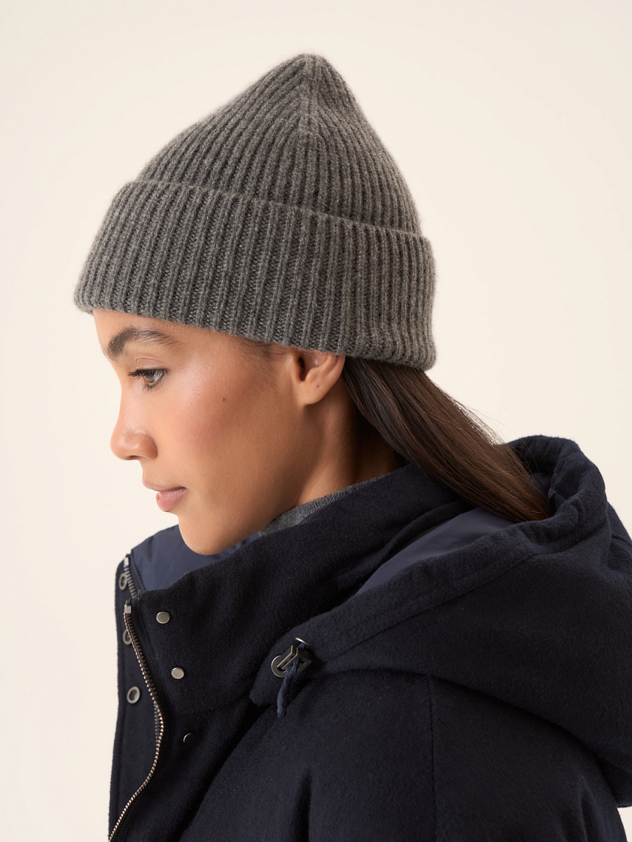 Шапка из кашемира