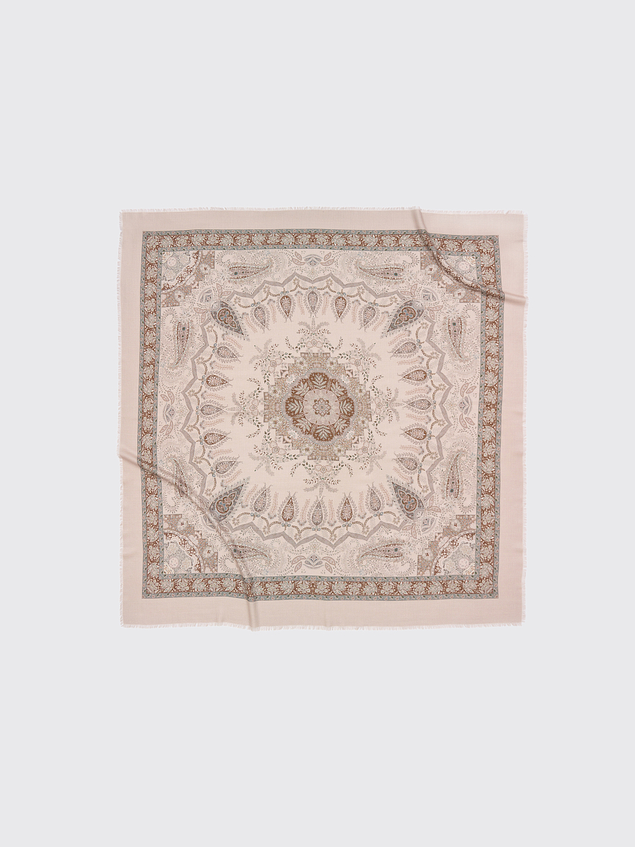 Платок из шерсти