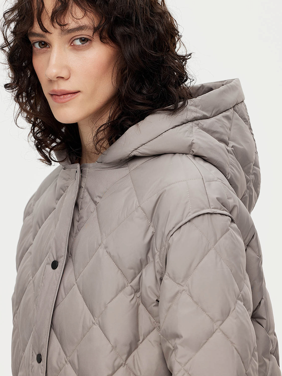 Стеганая куртка с пухом и пером