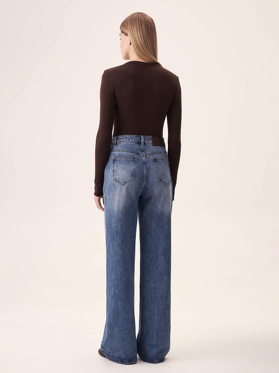 Джинсы со средней посадкой