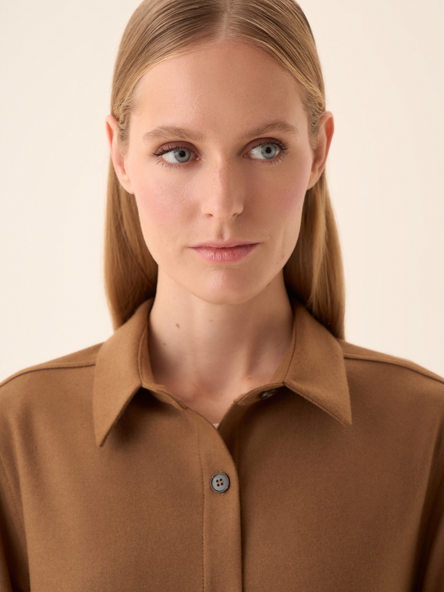 Рубашка свободного кроя из шерсти