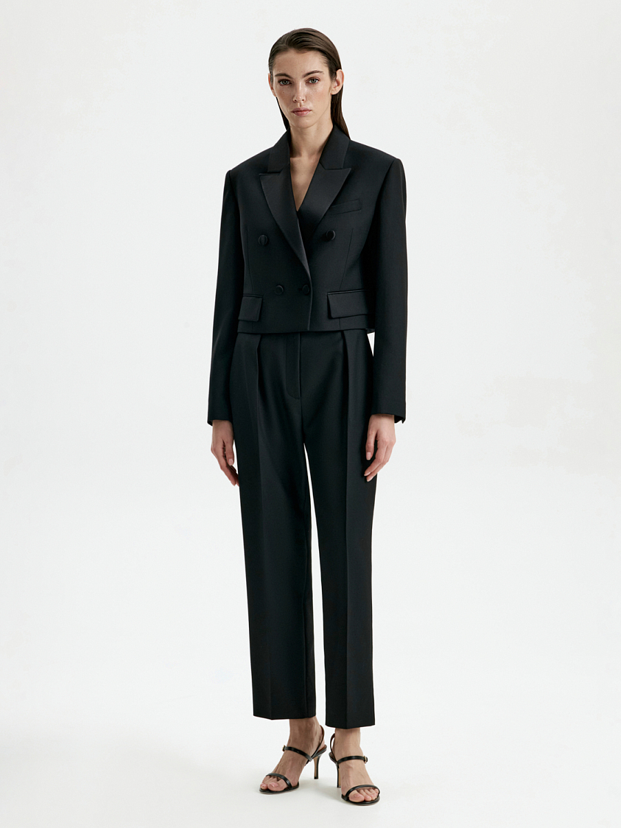 Двубортный укороченный жакет