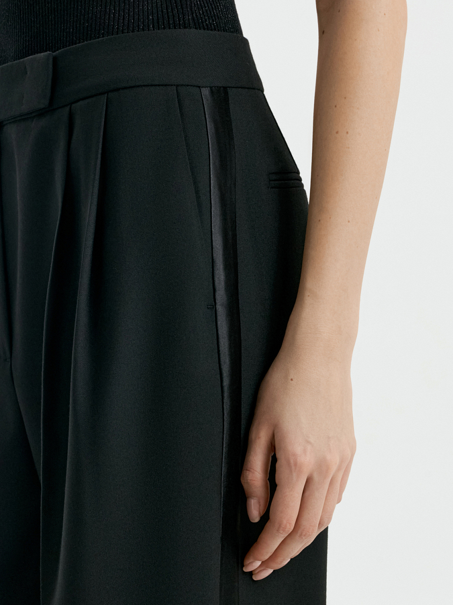 Брюки из шерсти с защипами