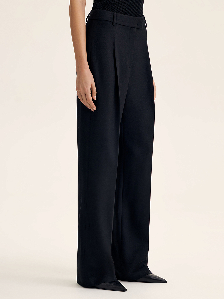 Прямые брюки со стрелками