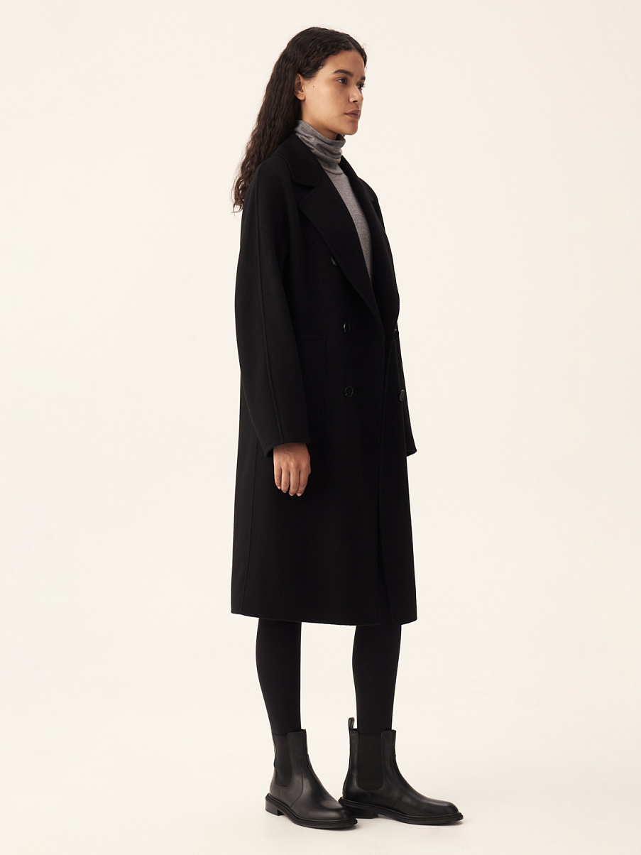 Двубортное пальто из шерсти