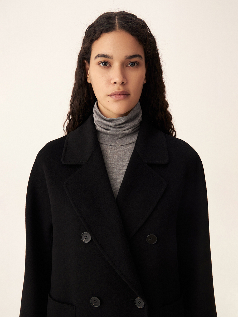 Двубортное пальто из шерсти